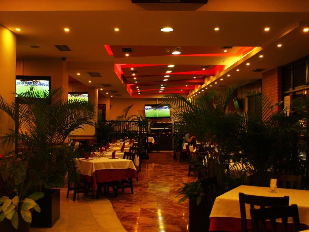 Waldorf Hotel Caracas Exteriör bild
